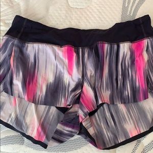 Lululemon shorts 8